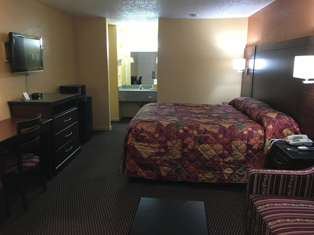 Redwood Inn - White Hall Bilik gambar