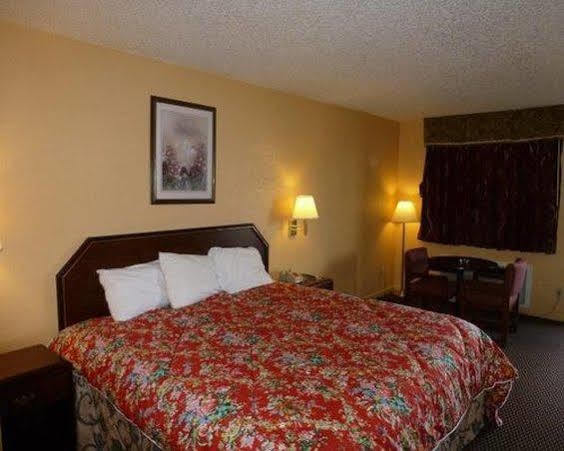 Redwood Inn - White Hall Luaran gambar