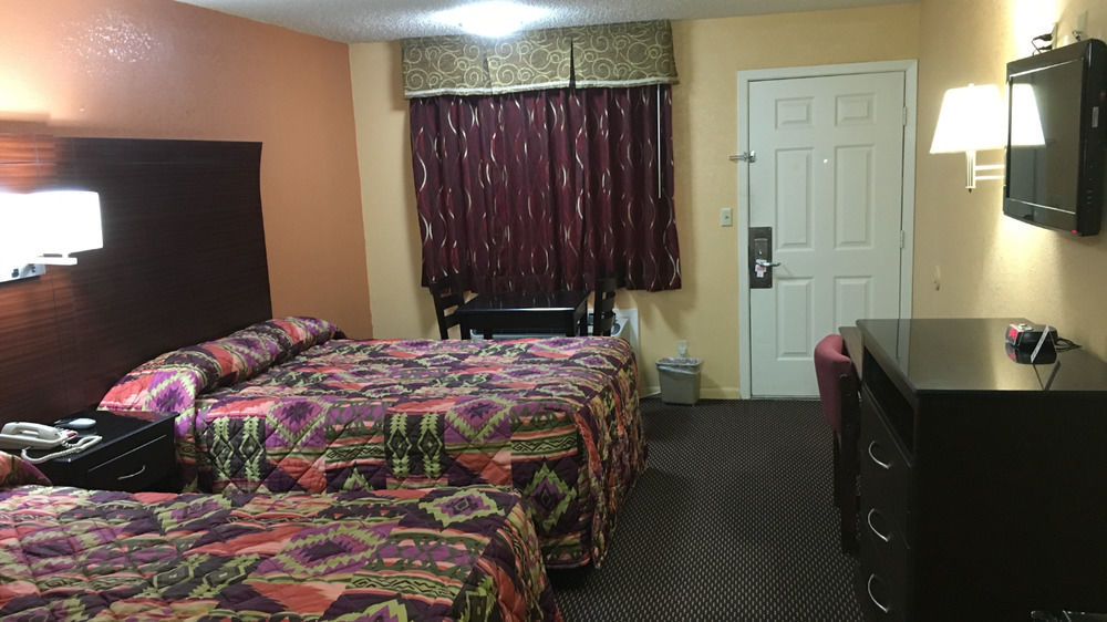 Redwood Inn - White Hall Luaran gambar