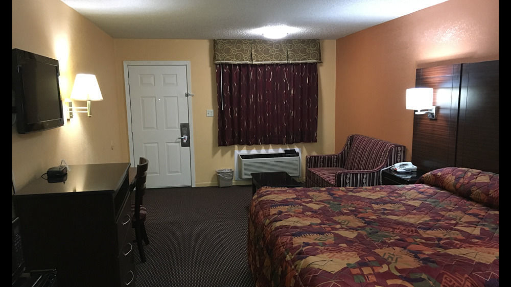 Redwood Inn - White Hall Luaran gambar