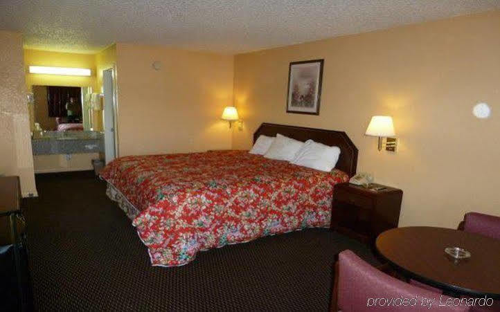 Redwood Inn - White Hall Luaran gambar